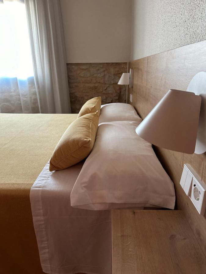 Hostal Barris Pals Bagian luar foto