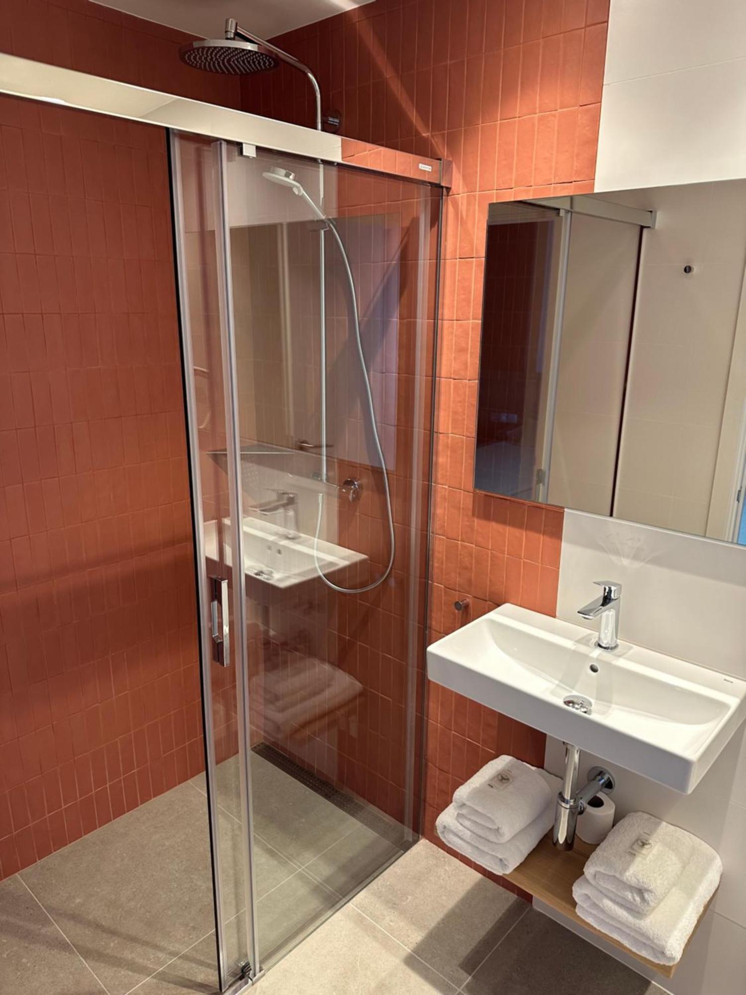 Hostal Barris Pals Bagian luar foto