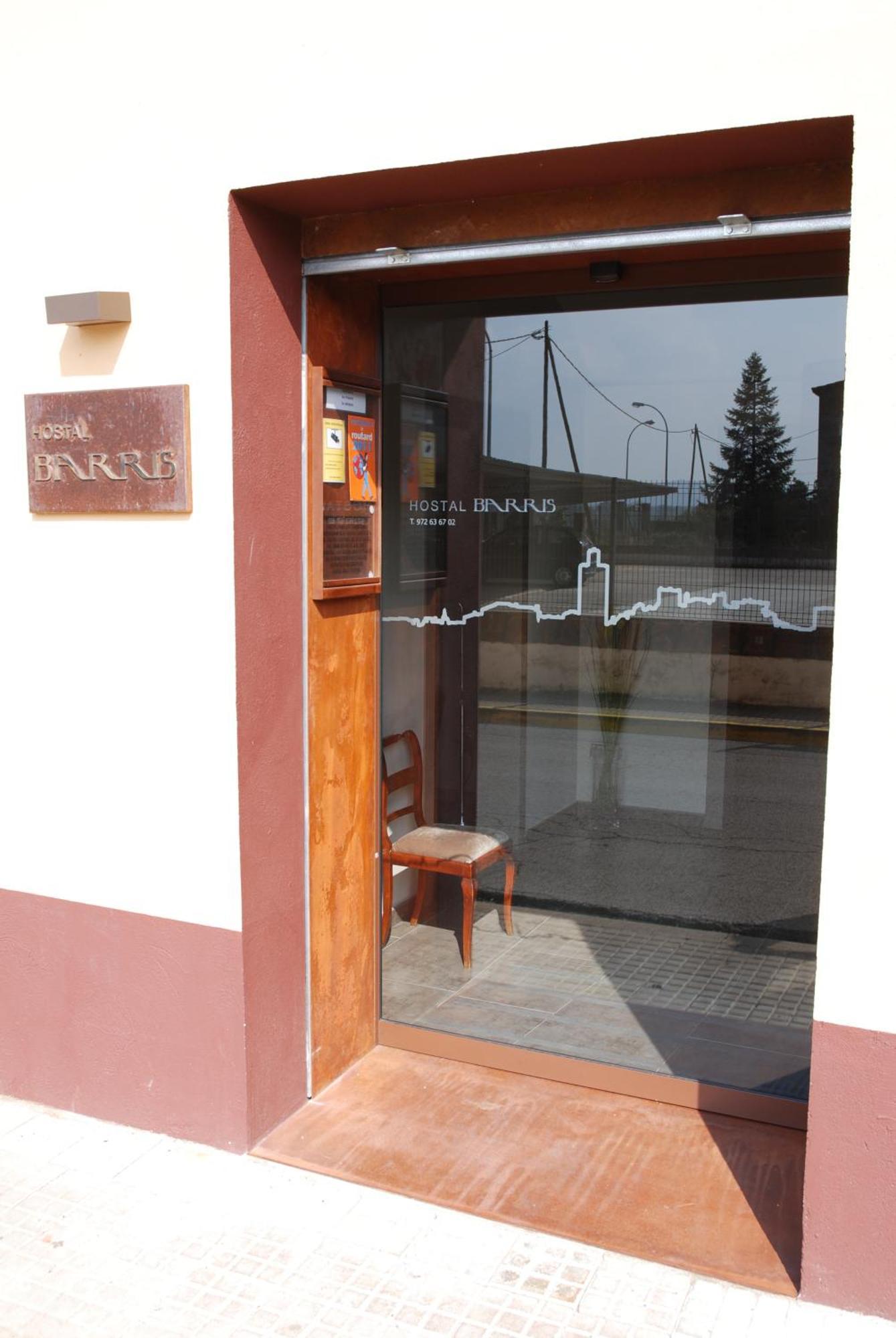 Hostal Barris Pals Bagian luar foto